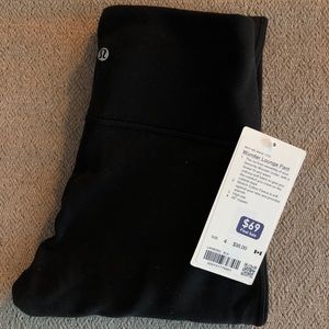 NWT Lululemon Wunder Lounge Pant size 4 SOLD